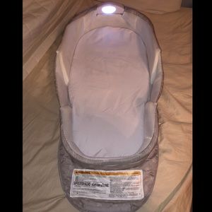 BABY DELIGHT SNUGGLE NEST